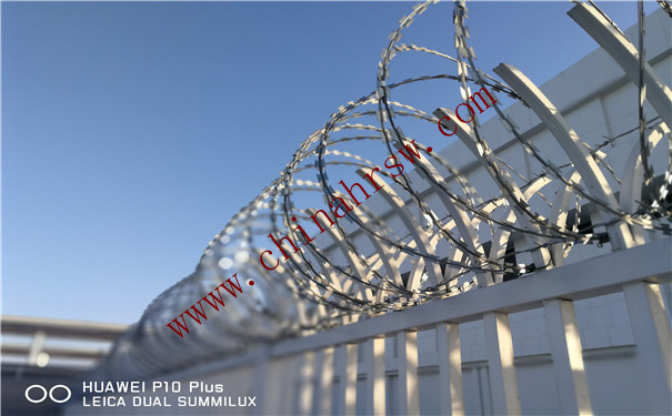 刺绳隔离栅
