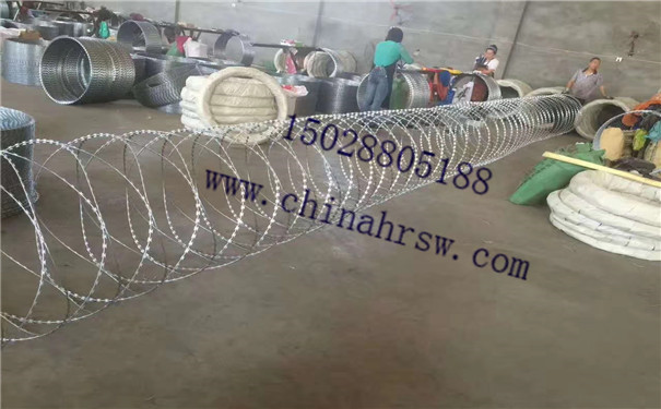 刺丝滚笼
